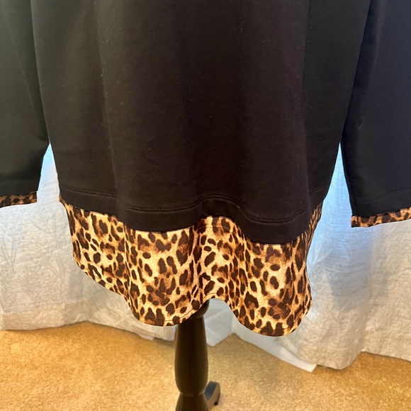 Isaac Layered top - Picture 3 of 7